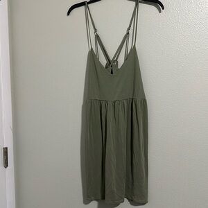 Alya size Large green dress